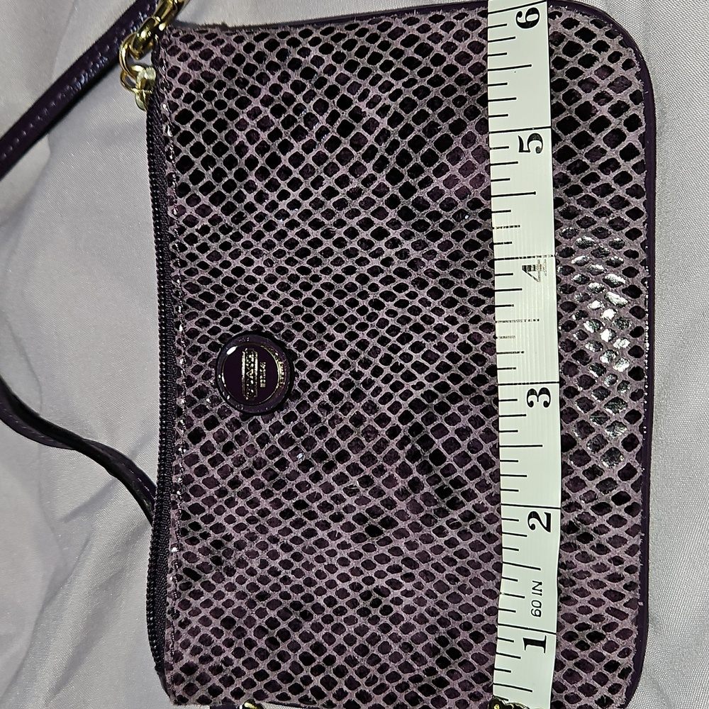 Coach wristlet - Picture 4 of 5